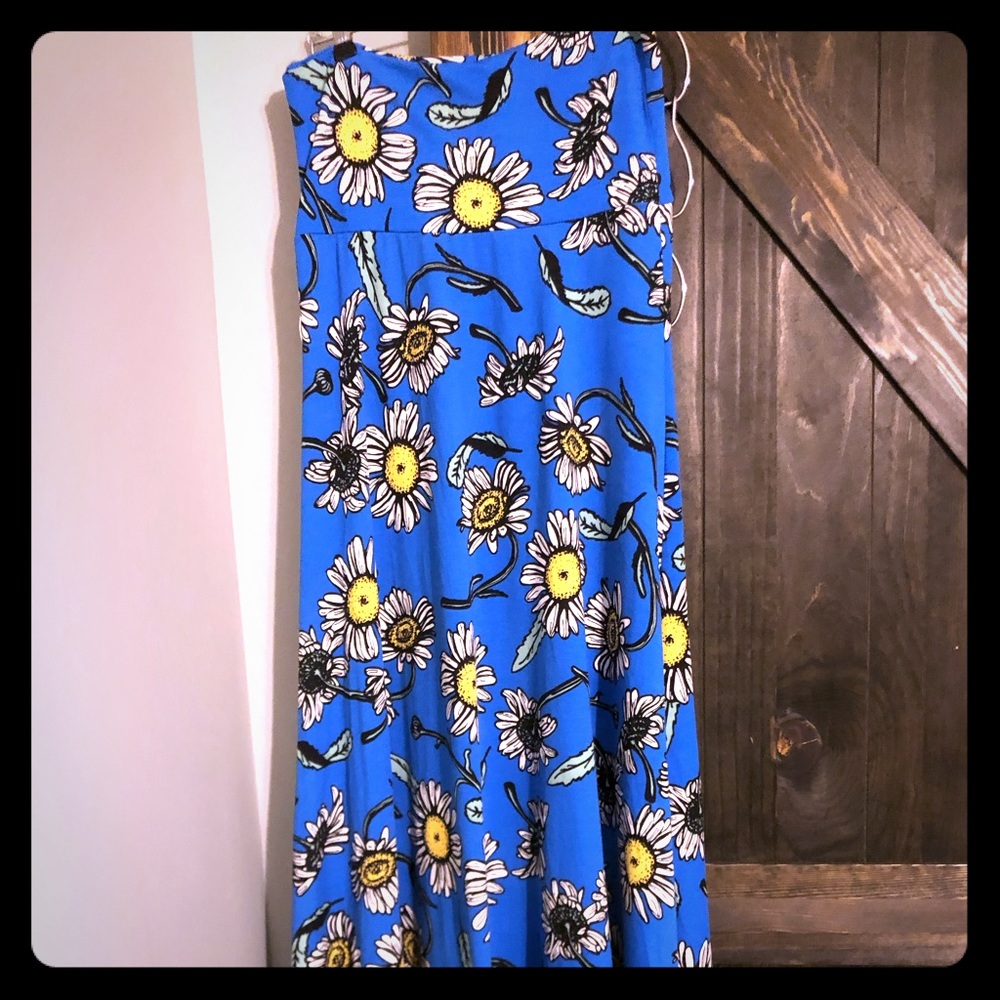 XS daisy print maxi skirt